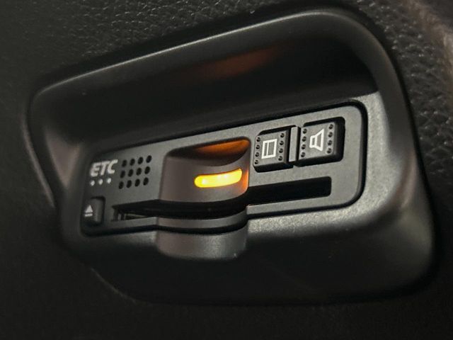 HONDA VEZEL HYBRID 2018 Image 31