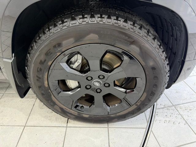 ROVER DEFENDER 2024 Image 31