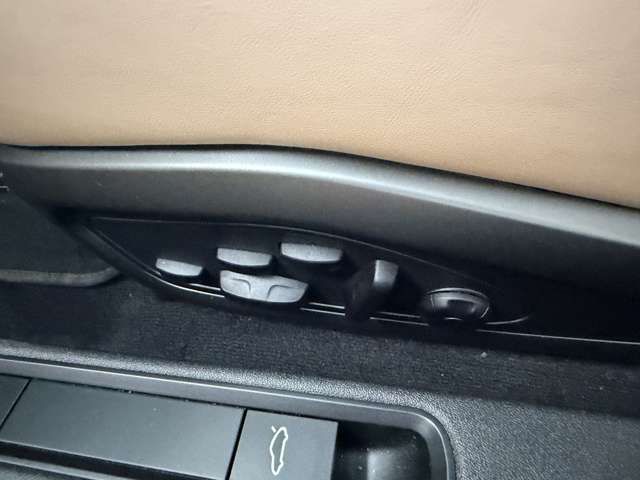 PORSCHE 911 2023 Image 31