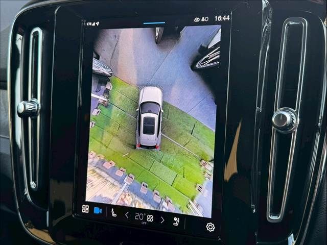 VOLVO XC40 2024 Image 31