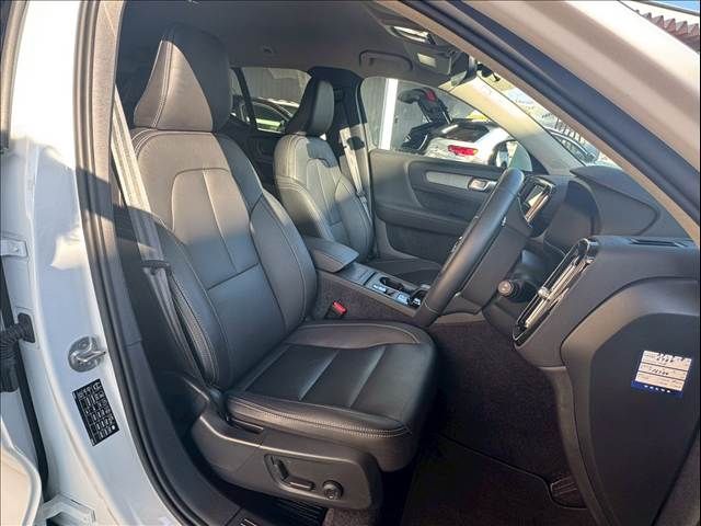 VOLVO XC40 2024 Image 31