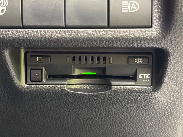 TOYOTA RAV4 HYBRID 4WD 2019 Image 31