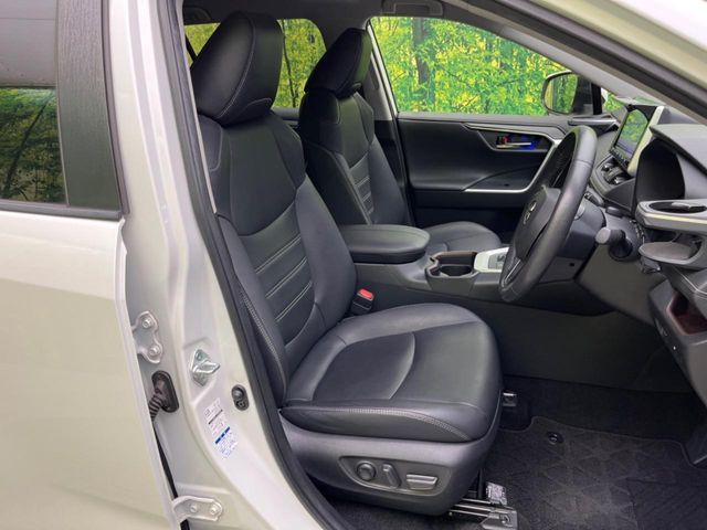 TOYOTA RAV4 HYBRID 4WD 2019 Image 31