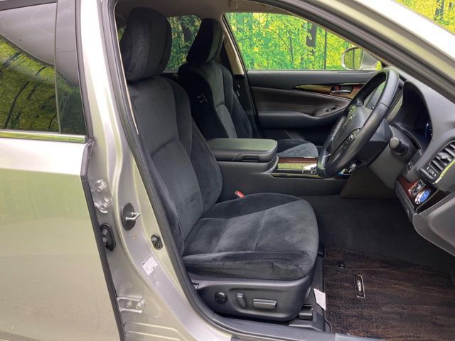 TOYOTA CROWN SEDAN HYBRID 2016 Image 31