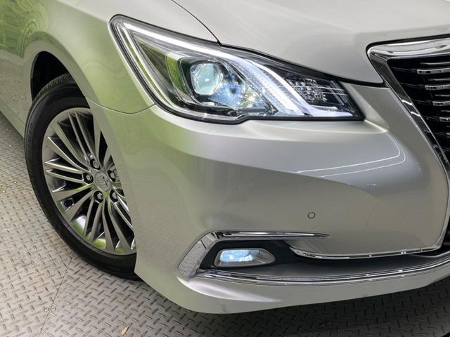 TOYOTA CROWN SEDAN HYBRID 2016 Image 31