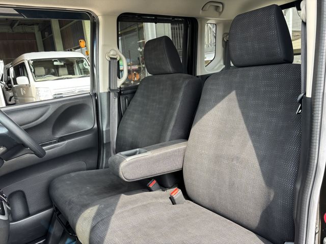 HONDA N BOX 2015 Image 31