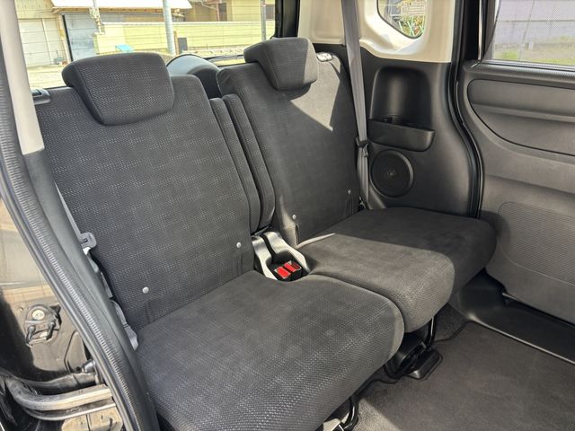 HONDA N BOX 2015 Image 31