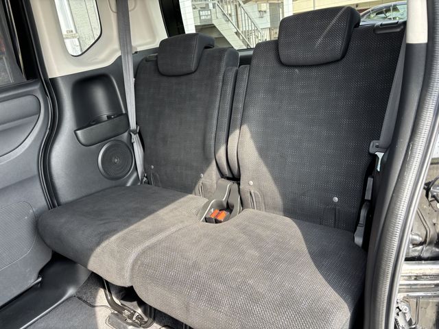 HONDA N BOX 2015 Image 31