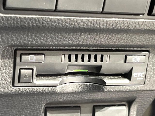 TOYOTA COROLLA CROSS HYBRID 2022 Image 31