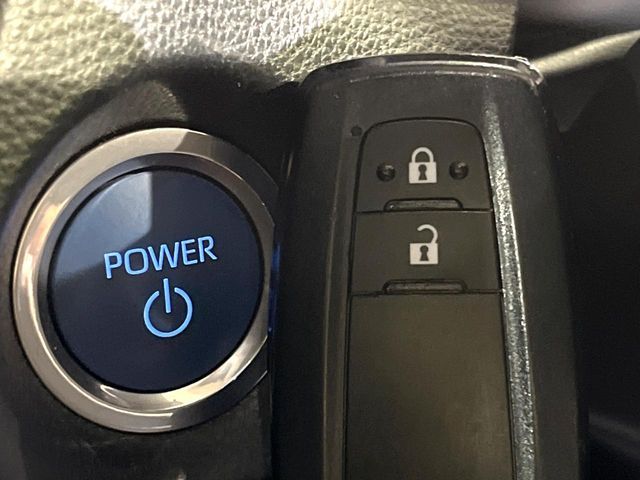 TOYOTA COROLLA CROSS HYBRID 2022 Image 31