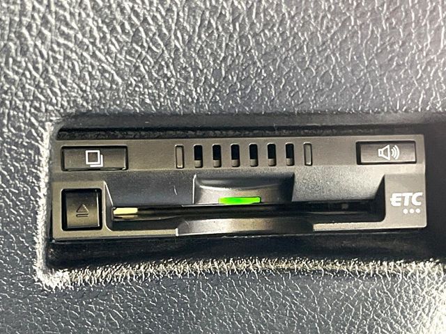 TOYOTA SIENTA HYBRID 2019 Image 31