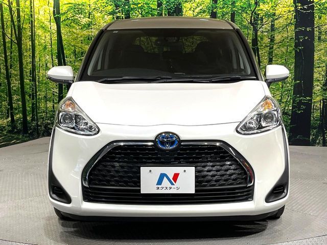 TOYOTA SIENTA HYBRID 2019 Image 31
