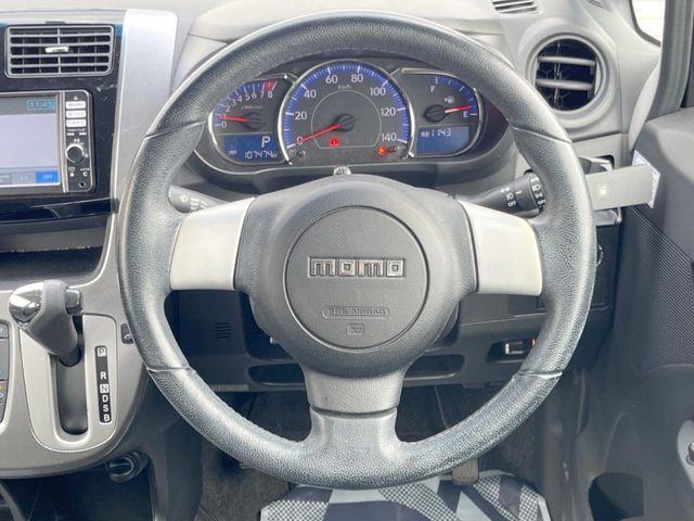 DAIHATSU MOVE CUSTOM 2014 Image 31