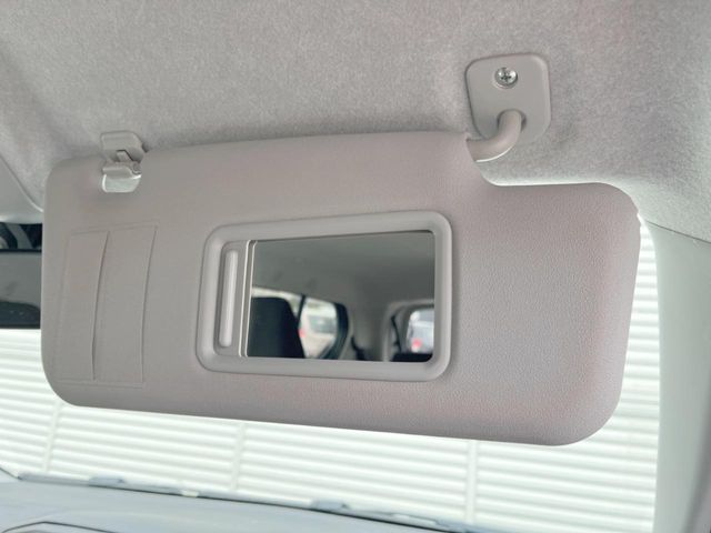 DAIHATSU MIRA E:S 2017 Image 31