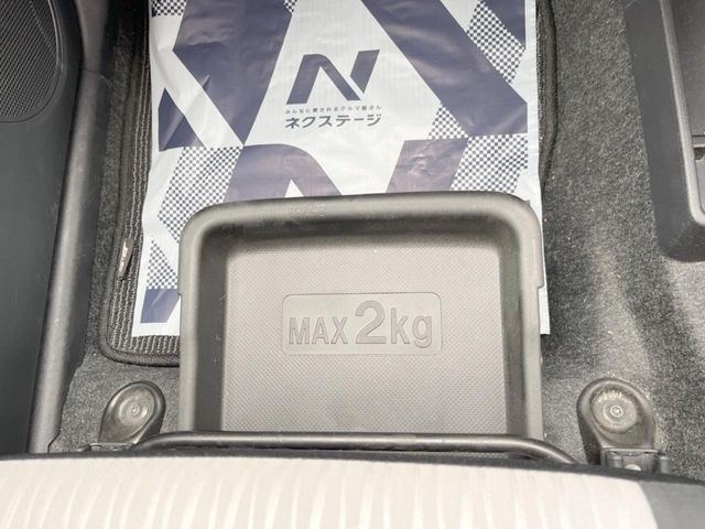 DAIHATSU MIRA E:S 2017 Image 31