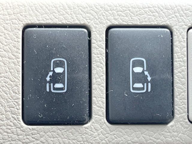 TOYOTA NOAH 2011 Image 31