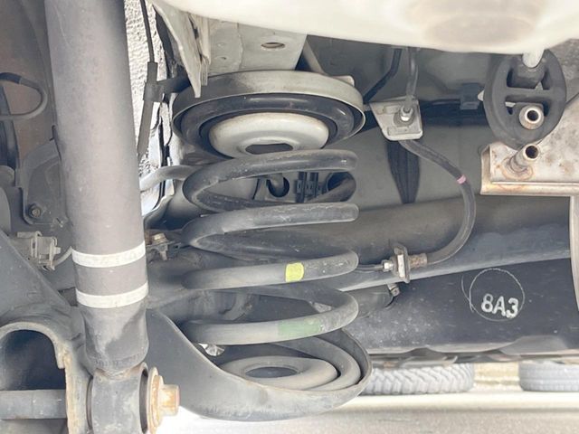 TOYOTA NOAH 2011 Image 31