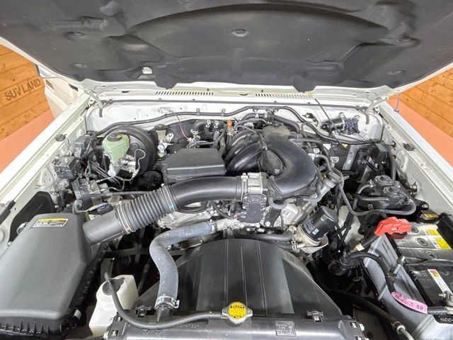 TOYOTA LANDCRUISER VAN 2015 Image 31