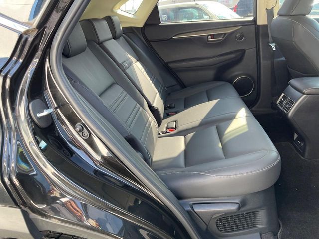 TOYOTA LEXUS NX300H AWD 2015 Image 31