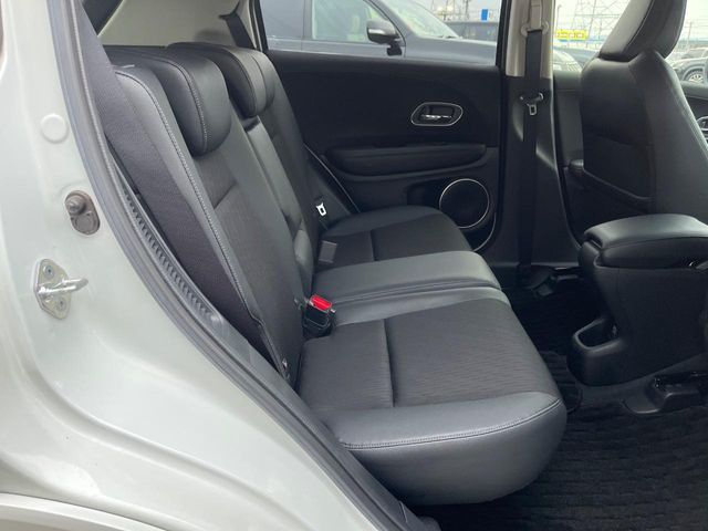 HONDA VEZEL HYBRID 2018 Image 31