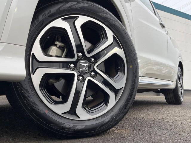 HONDA VEZEL HYBRID 2018 Image 31