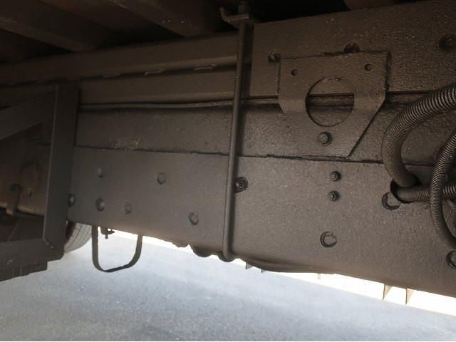 HINO PROFIA 2005 Image 31