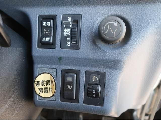 HINO PROFIA 2005 Image 31