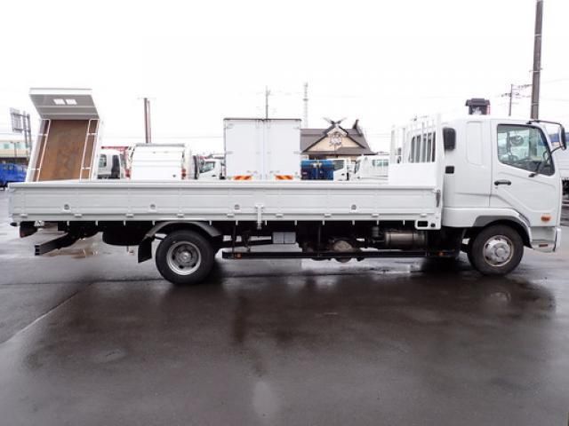 MITSUBISHI CANTER 2017 Image 31
