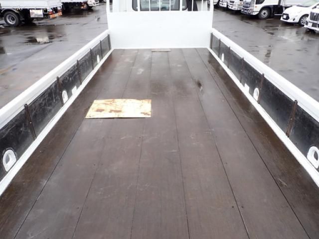 MITSUBISHI CANTER 2017 Image 31