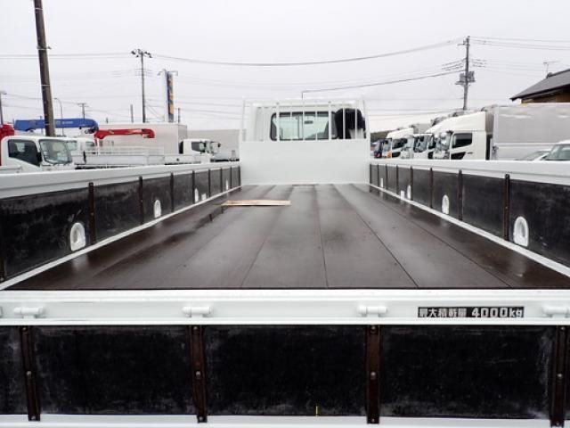 MITSUBISHI CANTER 2017 Image 31