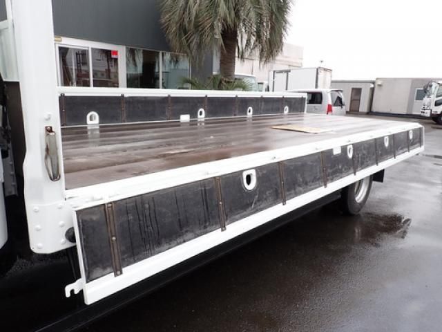 MITSUBISHI CANTER 2017 Image 31