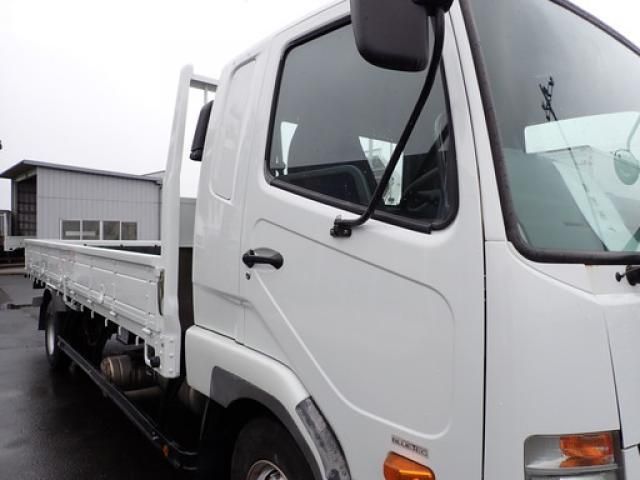 MITSUBISHI CANTER 2017 Image 31