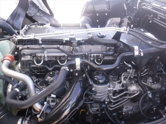 MITSUBISHI FUSOU SUPER GREAT 2025 Image 31