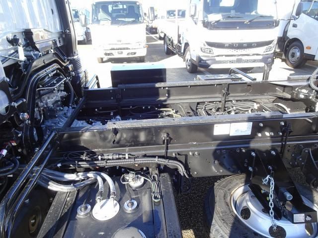 MITSUBISHI FUSOU FIGHTER 2025 Image 31