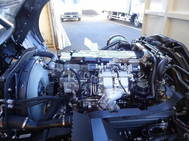 MITSUBISHI FUSOU FIGHTER 2025 Image 31