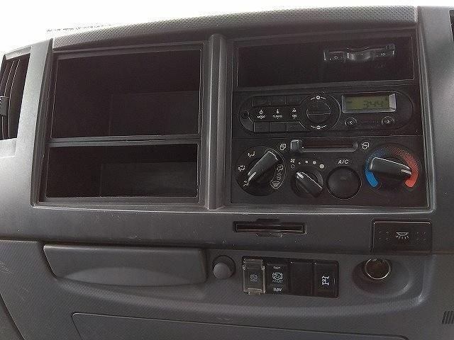 ISUZU FORWARD 2017 Image 31