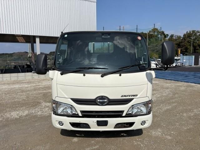 HINO DUTRO 2019 Image 31