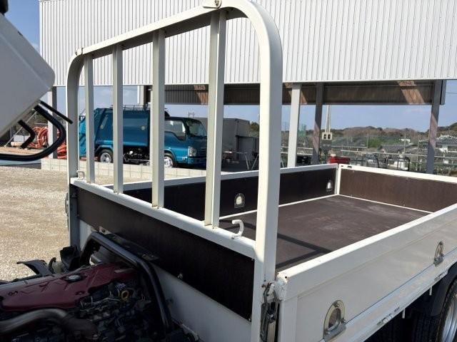 HINO DUTRO 2019 Image 31