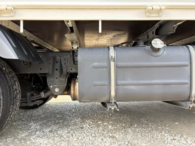 HINO DUTRO 2019 Image 31