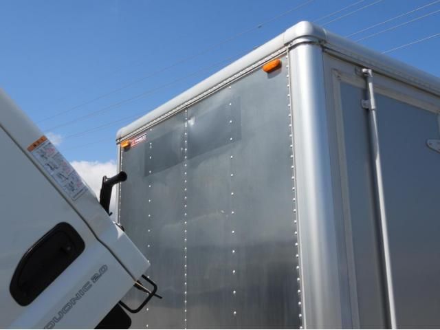 MITSUBISHI CANTER 2019 Image 31