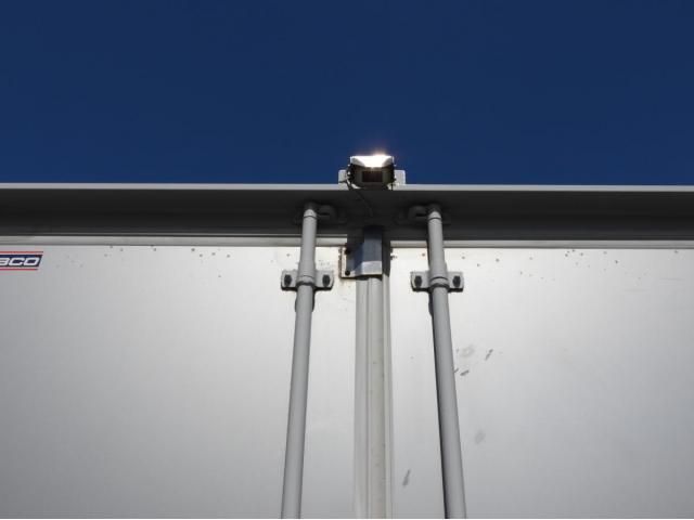 MITSUBISHI CANTER 2019 Image 31