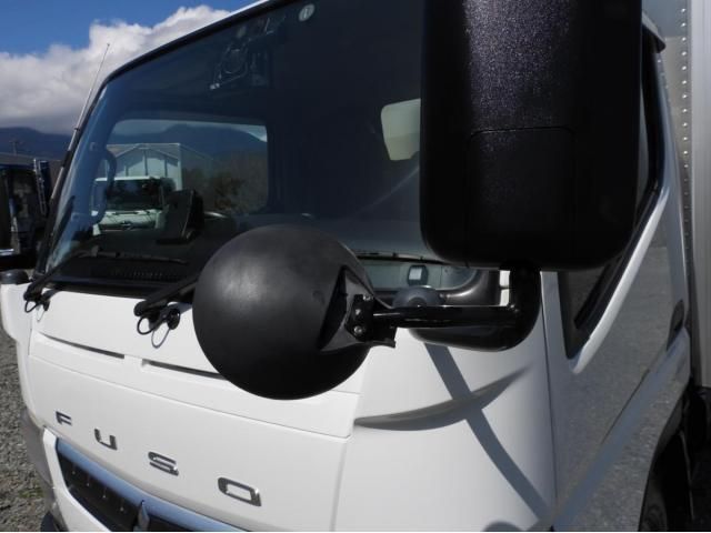 MITSUBISHI CANTER 2019 Image 31