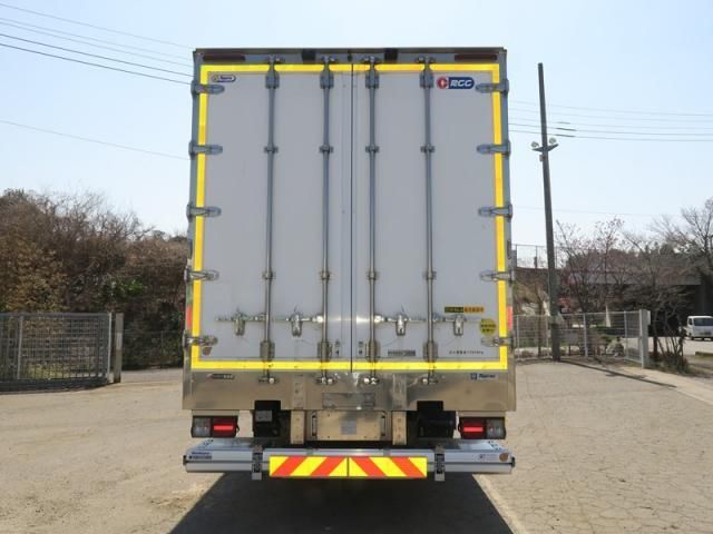 ISUZU GIGA 2020 Image 31