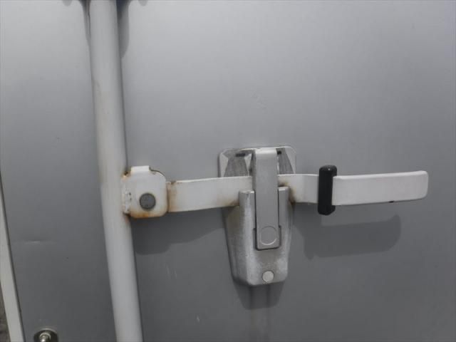 HINO RANGER 2013 Image 31