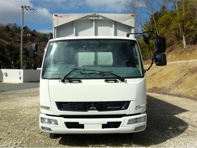 MITSUBISHI FUSOU FIGHTER 2015 Image 31