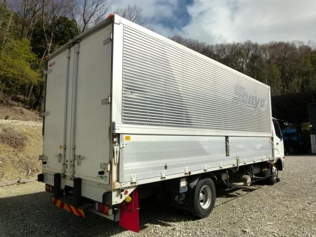 MITSUBISHI FUSOU FIGHTER 2015 Image 31