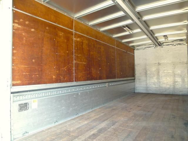 MITSUBISHI FUSOU FIGHTER 2015 Image 31