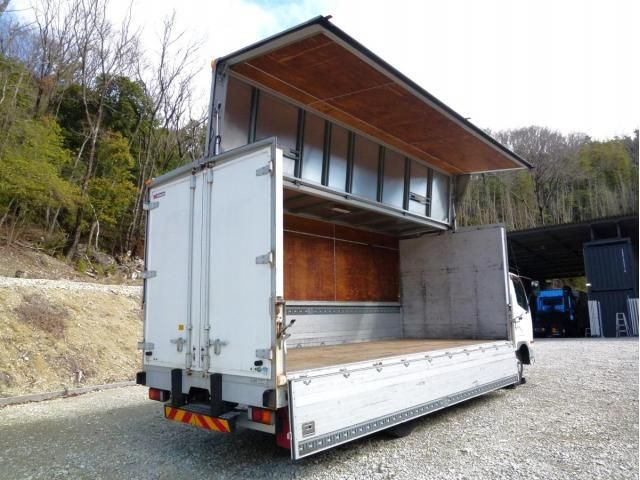 MITSUBISHI FUSOU FIGHTER 2015 Image 31