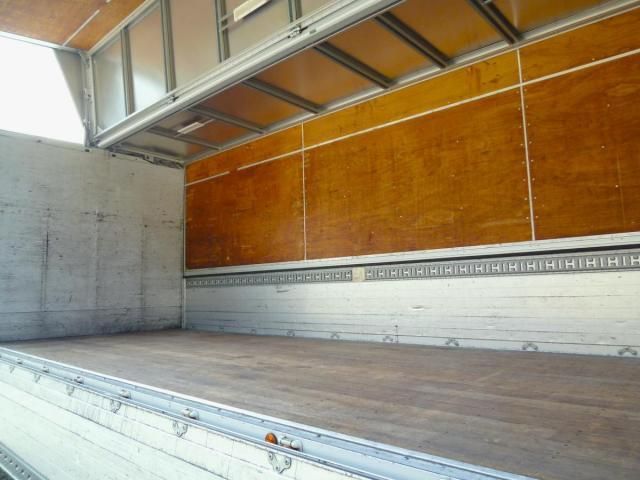 MITSUBISHI FUSOU FIGHTER 2015 Image 31