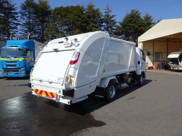 MITSUBISHI FUSOU FIGHTER 2025 Image 31